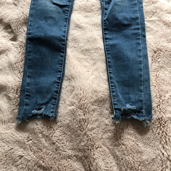 720 Levi Jeans - Picture 7 of 9
